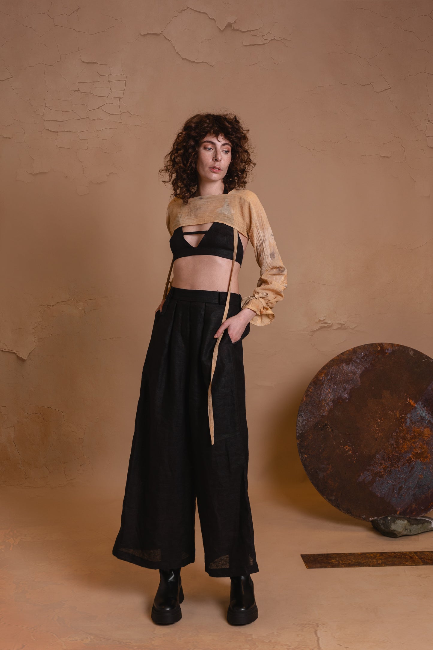 Eros top | Free prisoner