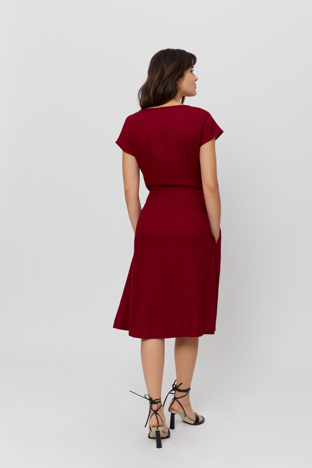 Sati | Midi Dress with Boat Neck