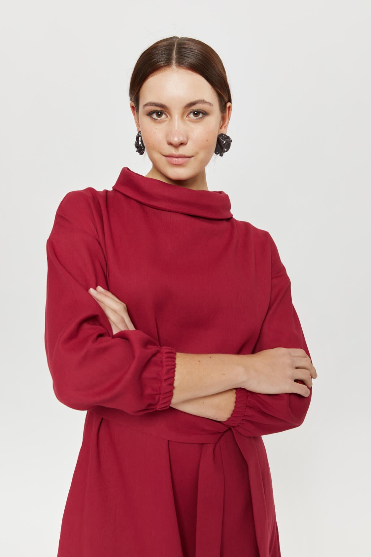 Amalia | Midi Winter Dress with High Rounded Neckline in Red-Bordo