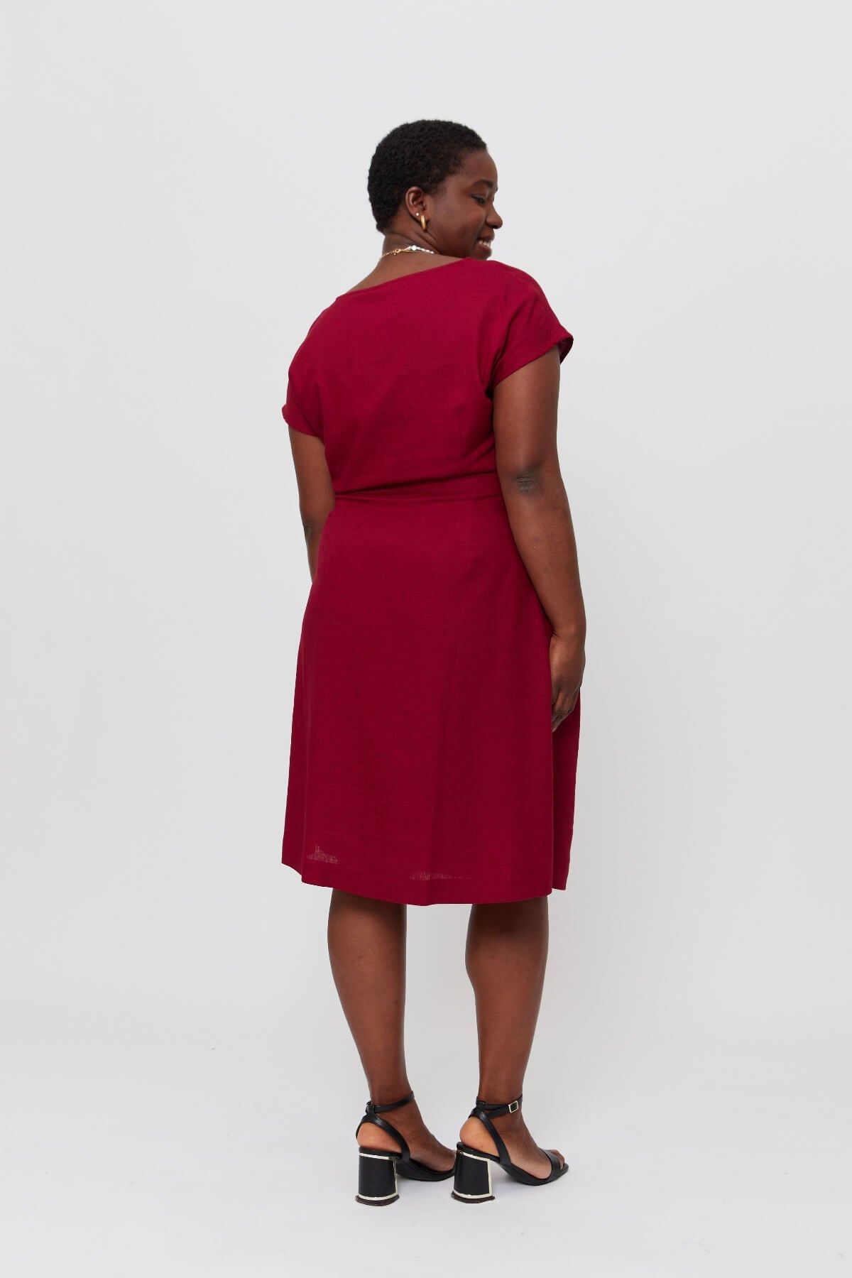 Sati | Midi Dress with Boat Neck