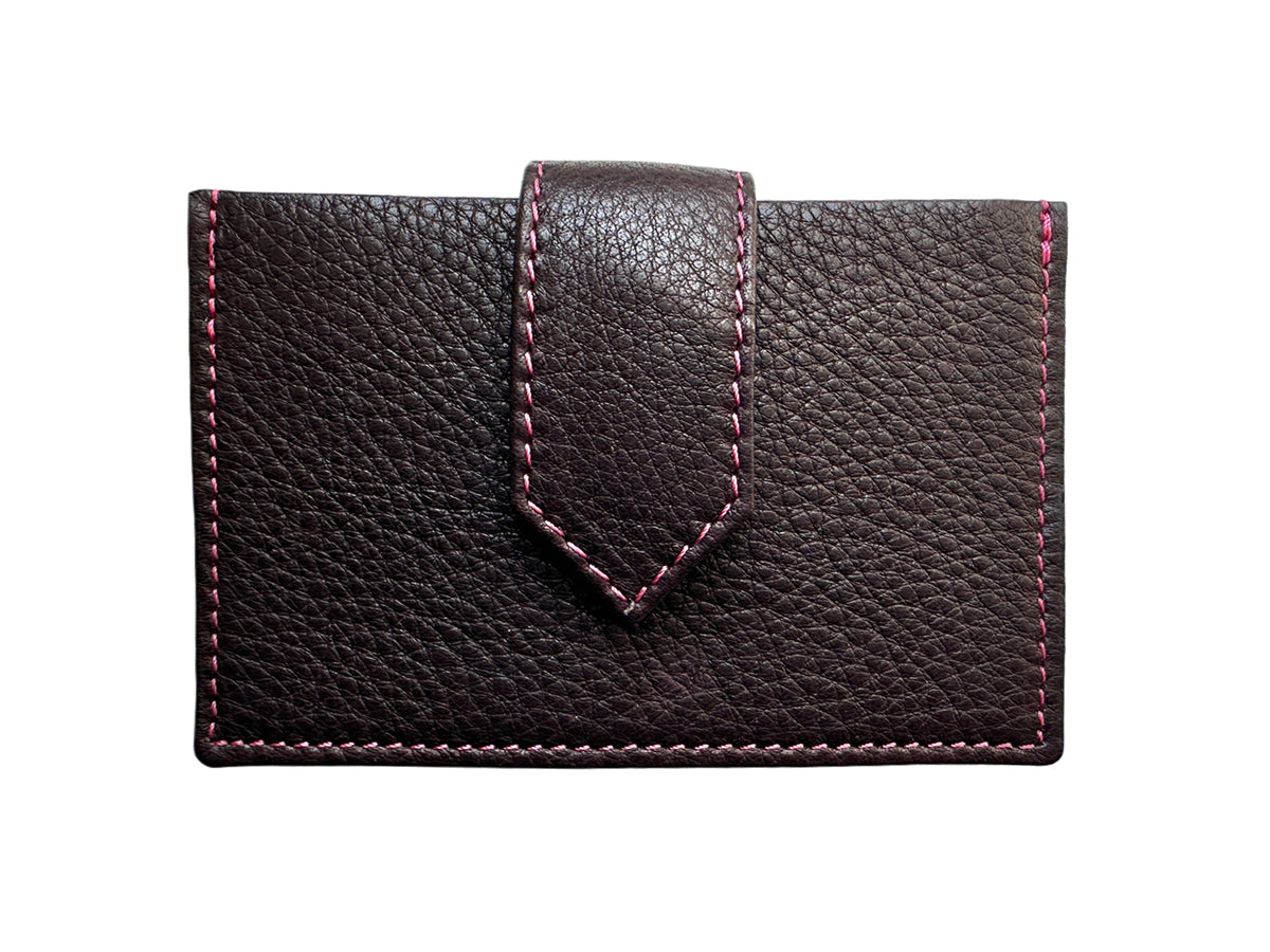 Kartenetui Kastanie/ ALEXANDRA SVENDSEN